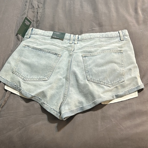 Highest Rise Cheeky Shorts Wild Fable Size 16 / 33 Waist - Picture 4 of 5
